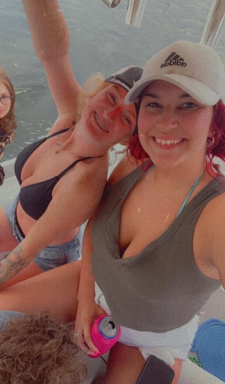 Aisley Montgomery perfect pornstar archive