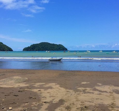 Logan Brickhouse model perfect pic