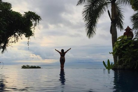 Logan Brickhouse sexy model picture