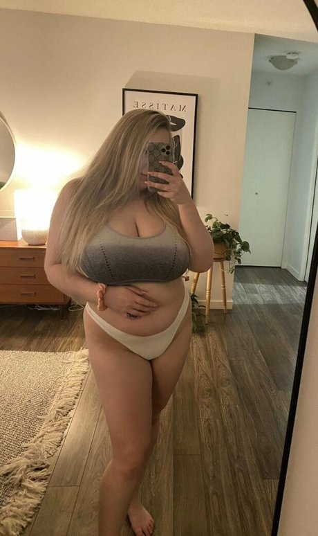 Vanessa Jolie star sexy photo