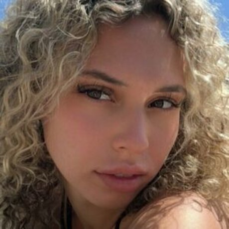 kyliezion star high quality pics