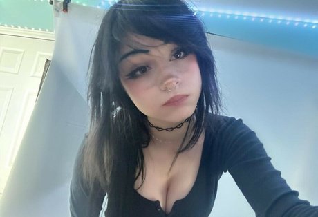 Julzzess model pornographic pictures