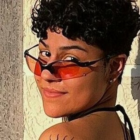 Torinha__s perfect model pictures