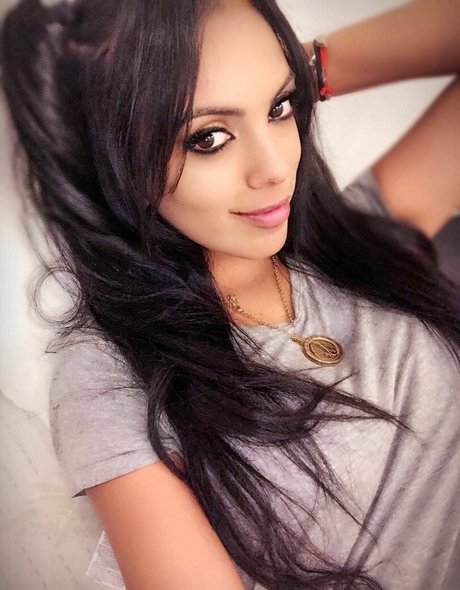 katrinamorenofree model nudes archive