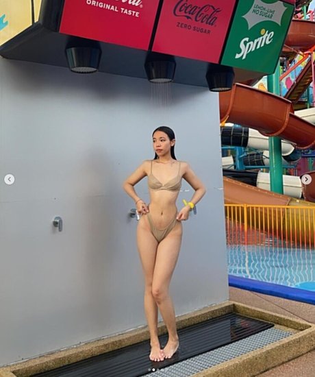 buncharean2 nudes model pictures