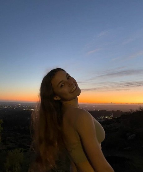 Anika Grace star best archive