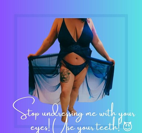 curvy carla xxx model galleries