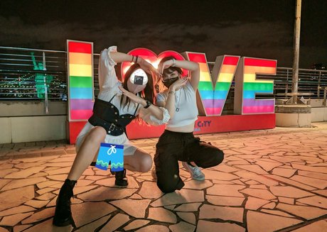 OniGiri adult actress photo