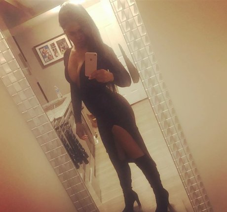 Renee Michelle star top galleries