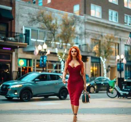 Renee Michelle model nude picture