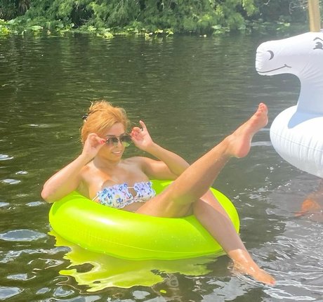 Renee Michelle star high quality image