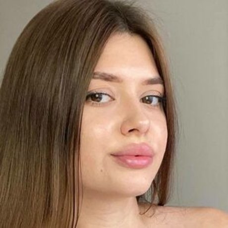 blonde milf big tits onlyfans art naked archive