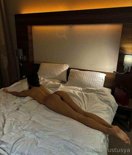 mirror selfie onlyfans nude images