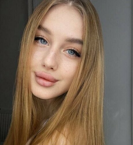 swimsuit onlyfans free nude img