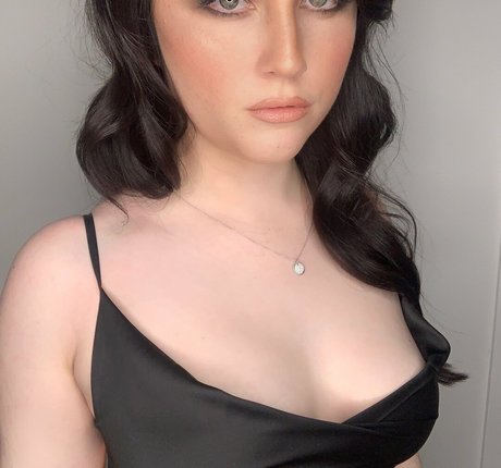 lewdkumi porn actress gallery