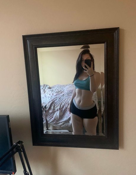 lewdkumi sexy star image