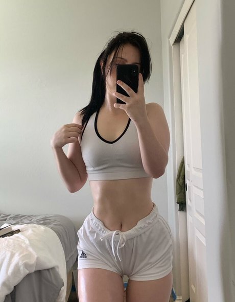 lewdkumi nice model gallery