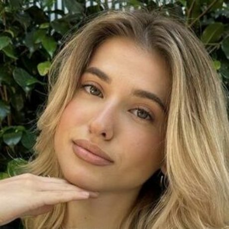 Juna amour star nice photo