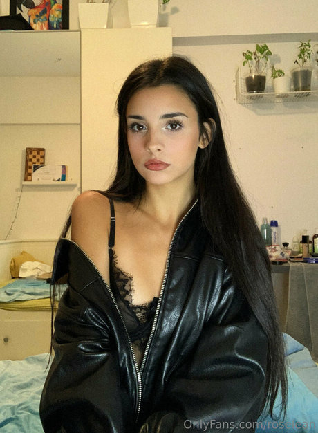 midget girls onlyfans free sex photo