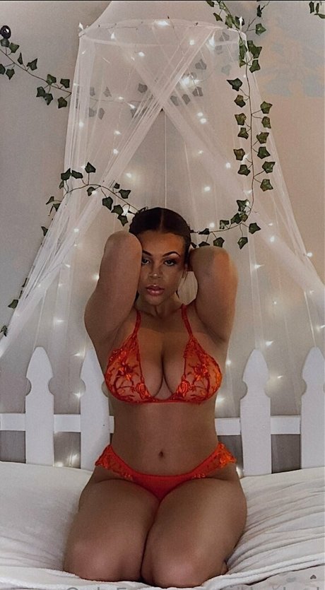 ri leaked nude star pictures