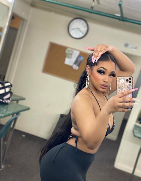 theedommee star sex pics