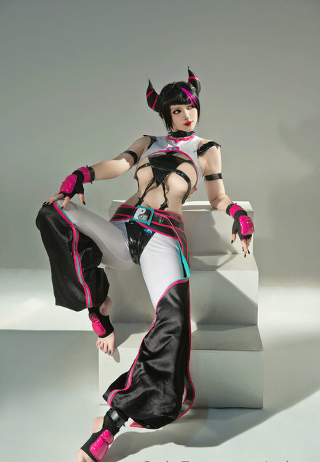 Arisa S nude star pic