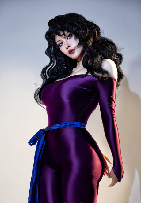 Arisa S art pornstar pictures