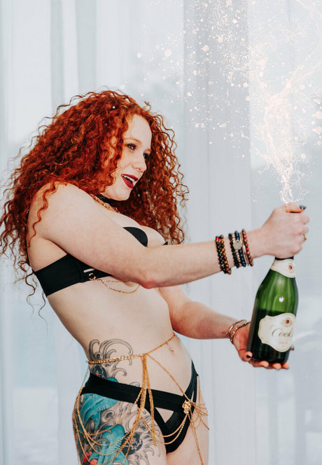 mynamesnotseven high quality pornstar pic