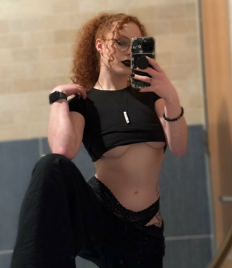 mynamesnotseven pornographic actress photo