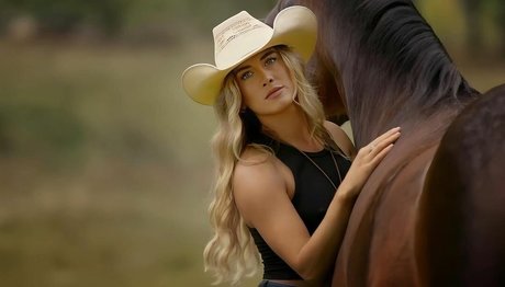 Lexi Tucker model porn picture