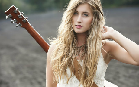 Lexi Tucker sex model pics