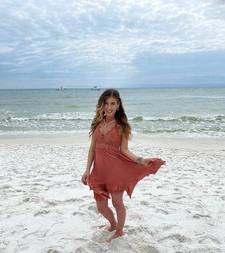 Lexi Tucker free model img