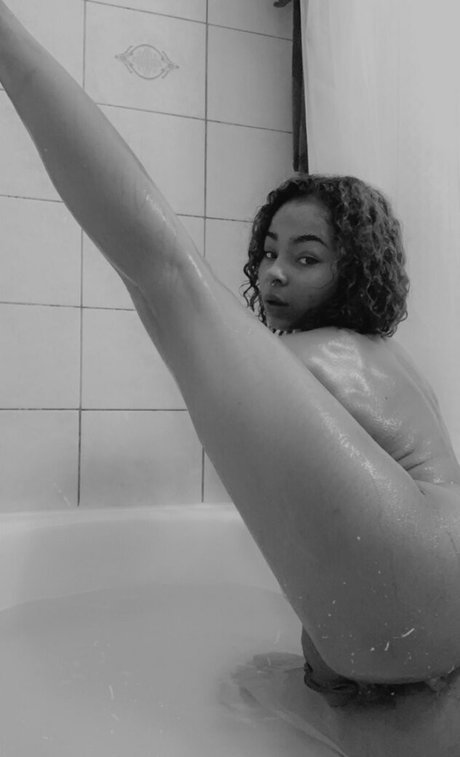 shemale outdoor onlyfans exclusive pics