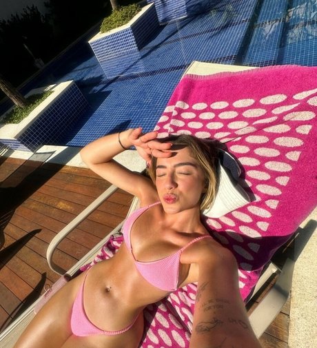 Anna Andrade adult model galleries