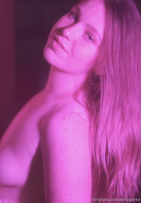 echoparke model photo