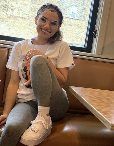 Desire Negro best model gallery