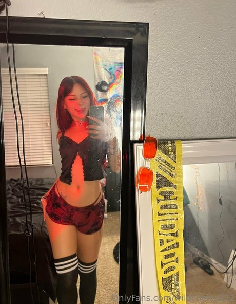 wildcherry222 nudes model images