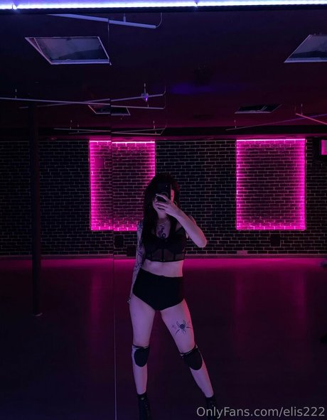 Elis222 hot actress pics