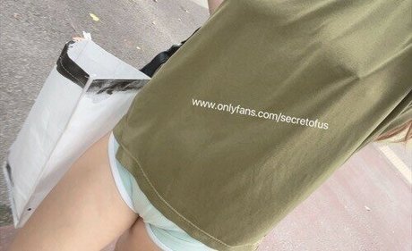 meaty pussy onlyfans art nude image