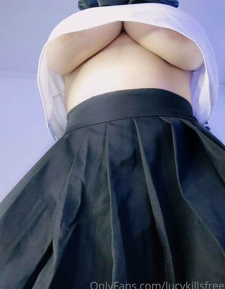 lucyskillsfree model perfect photos