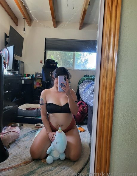 kiwiisbored best actress pics