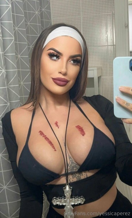 alexiaalove pornstar naked picture