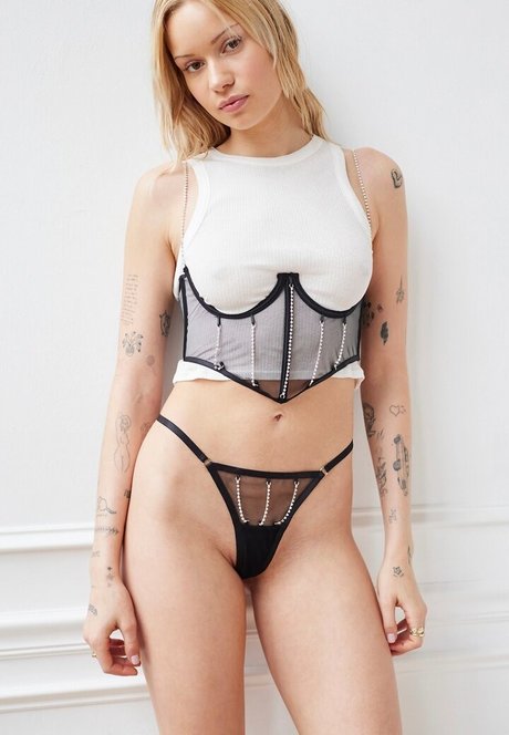 Lindsay Vrckovnik Linmick high quality model pic