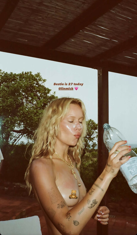 Lindsay Vrckovnik Linmick best actress pictures