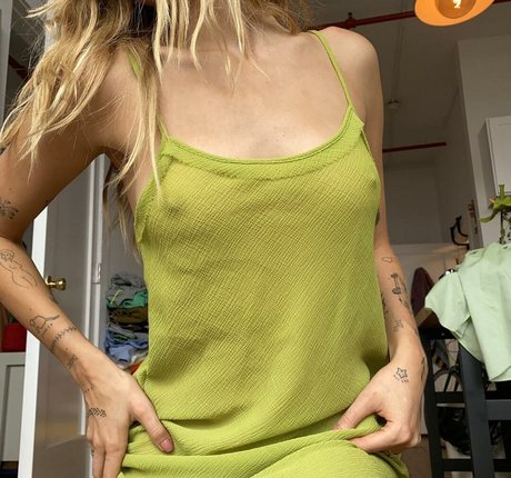 Lindsay Vrckovnik Linmick nude pornstar pictures