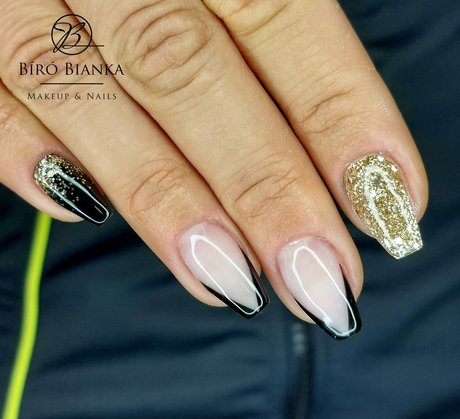 Alexandra Tokay model top img