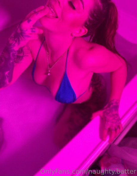 naughty batter sexy actress pictures