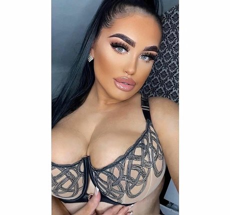 Rosie May model free gallery