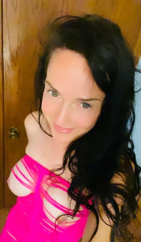 lilrosiedoll model adult picture