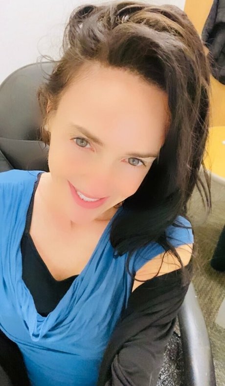 lilrosiedoll nudes model picture